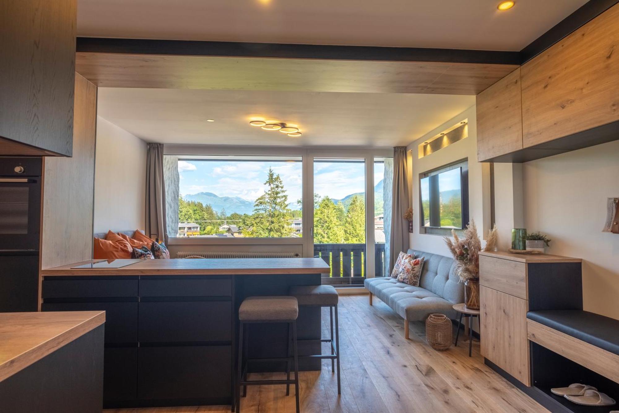 Suite Apartment Modern Getaway - Neu Renoviert - Strobl Am Wolfgangsee Dış mekan fotoğraf